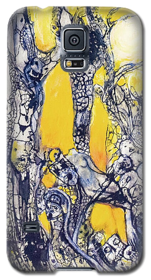 Secrets of the Yellow Moon series, 6 - Phone Case