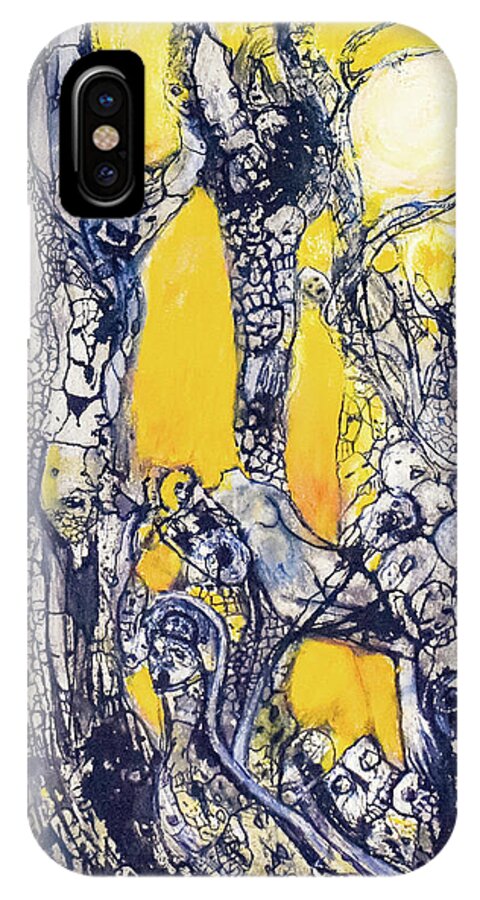 Secrets of the Yellow Moon series, 6 - Phone Case