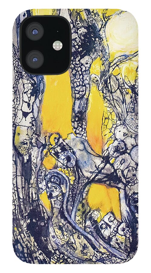 Secrets of the Yellow Moon series, 6 - Phone Case