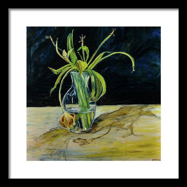 Daffodil Revealed - Framed Print